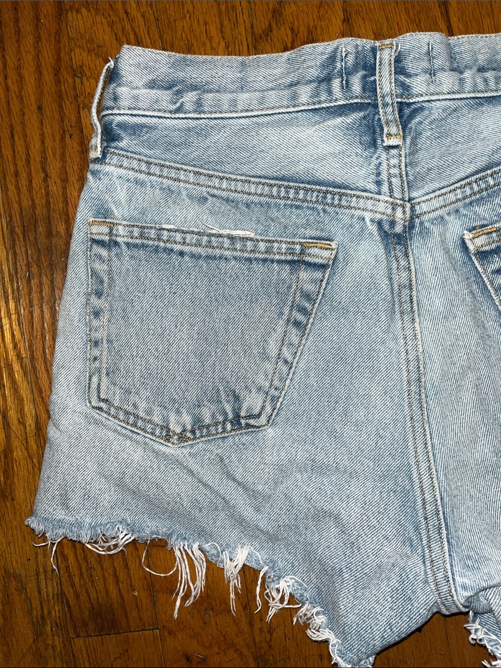 Agolde Parker Button Fly Distressed Blue Denim Shorts Size 24 - Picture 9 of 12